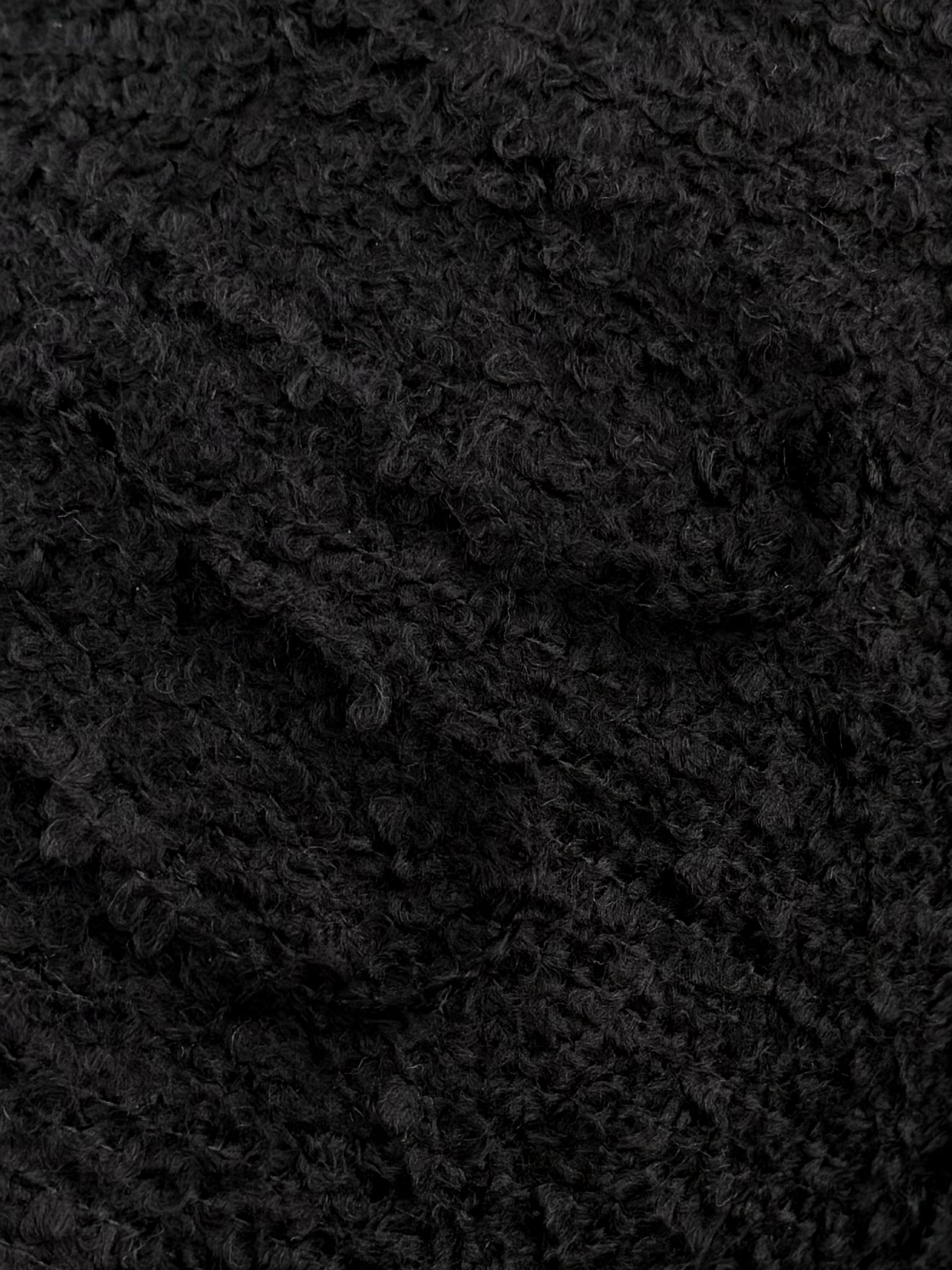 G&G Filati Bouclé 310m/100 g – Merinowolle & Seide Col. Schwarz